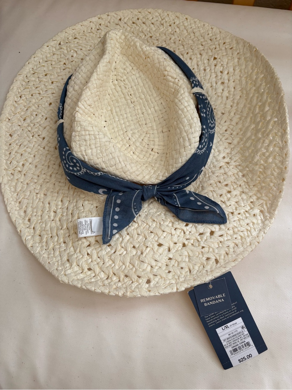 NWT Universal Thread Women’s Straw Sun Hat with Removable Navy Bandana
